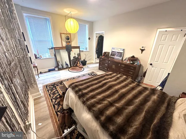 $1,250 | 4925 Cedar Avenue, Unit 2, Philadelphia, PA 19143