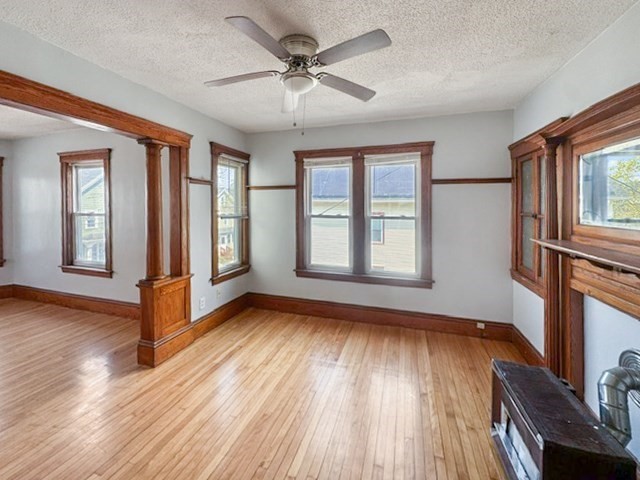 21 Falmouth Street Worcester, MA 01607 - Photo 13 of 40