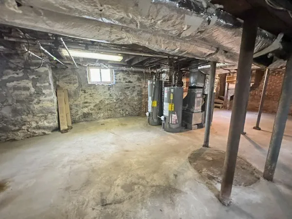 $699,000 | 21 Falmouth Street, Worcester, MA 01607