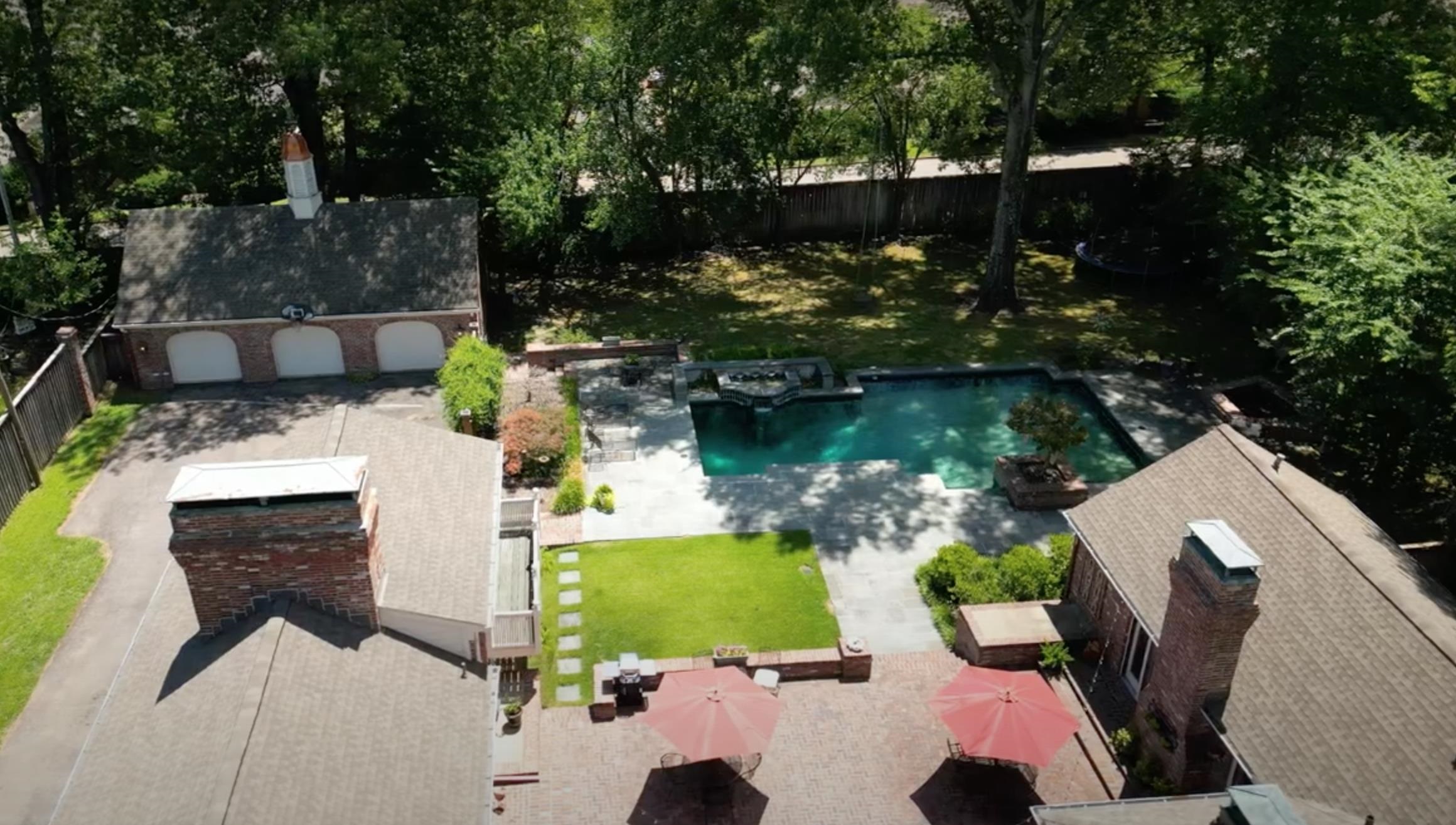 370 Greenway Road Memphis, TN 38117 - Photo 2 of 40 Gallery Image 2