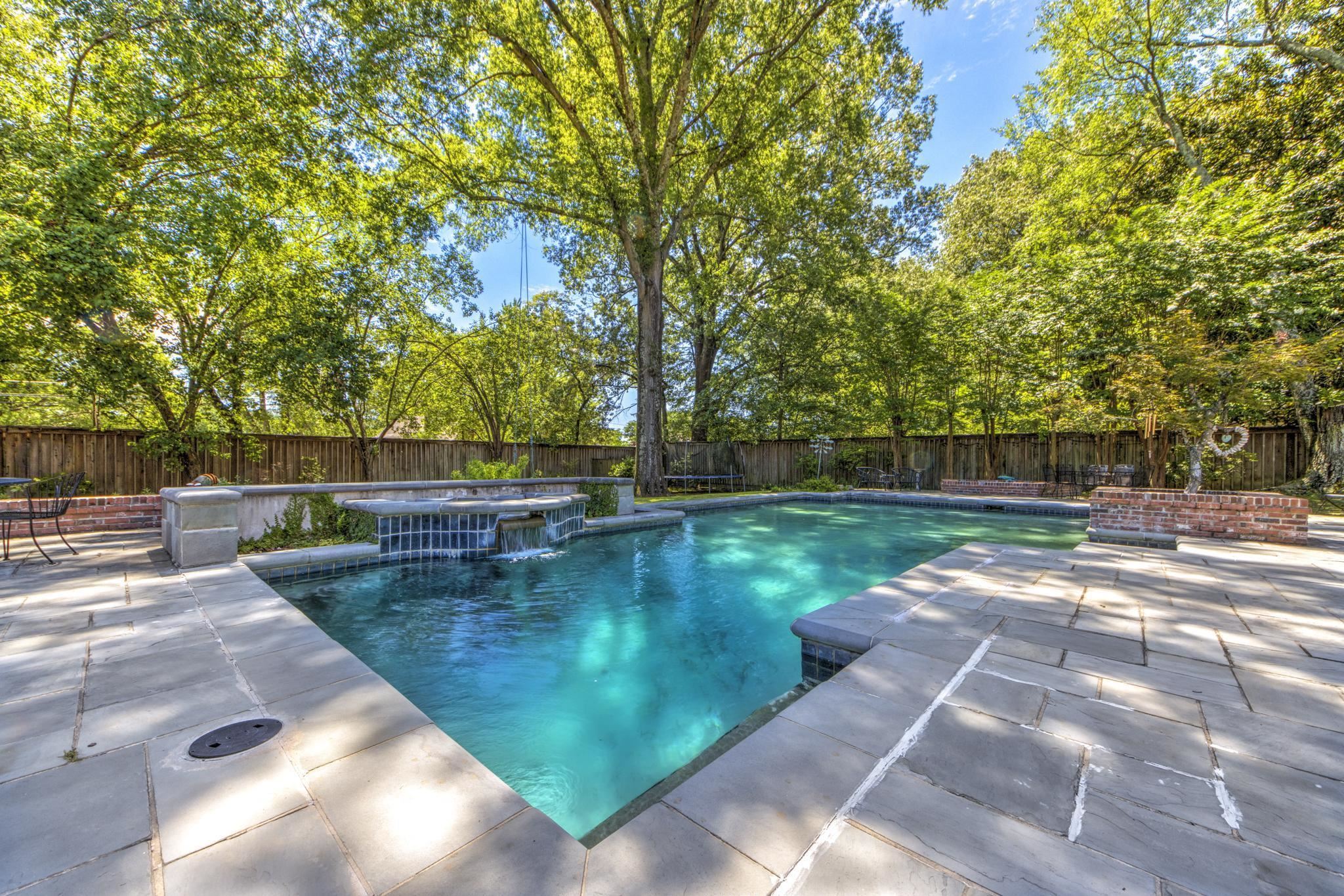 370 Greenway Road Memphis, TN 38117 - Photo 31 of 40 Gallery Image 31