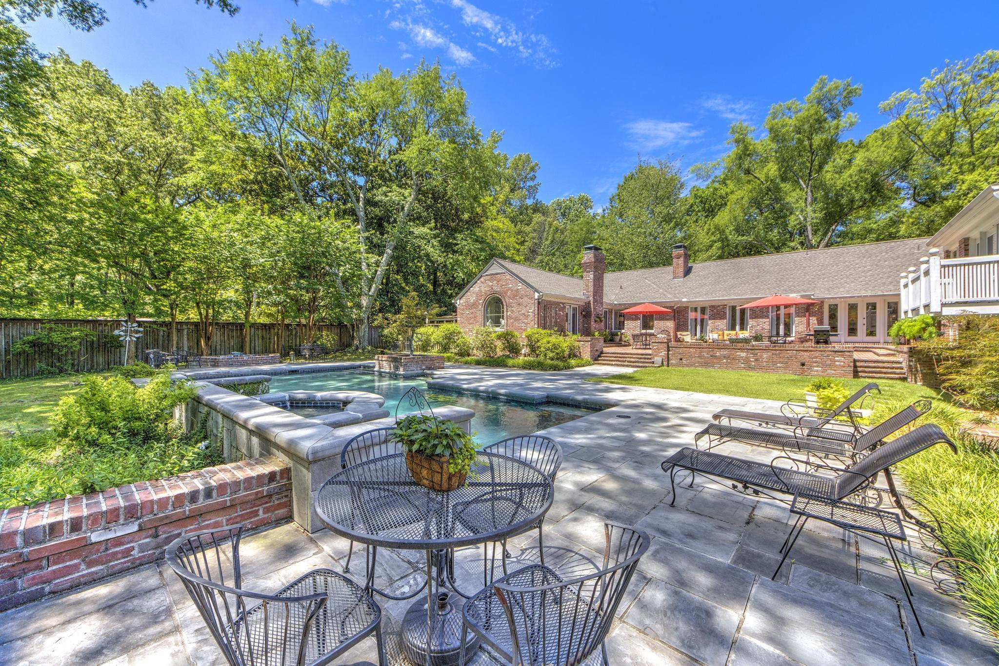 370 Greenway Road Memphis, TN 38117 - Photo 32 of 40 Gallery Image 32