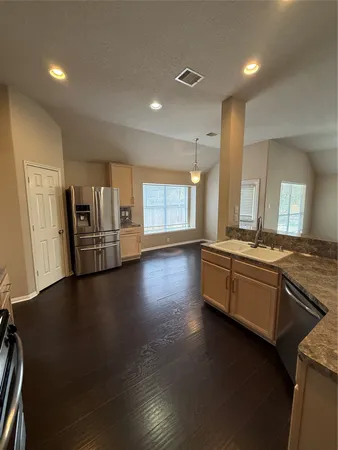 $2,150 | 906 Taylor Ridge Drive, Spring, TX 77373