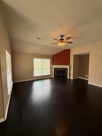$2,150 | 906 Taylor Ridge Drive, Spring, TX 77373