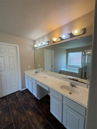 $2,150 | 906 Taylor Ridge Drive, Spring, TX 77373