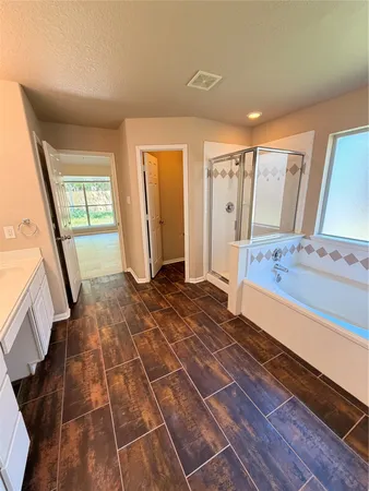 $2,050 | 906 Taylor Ridge Drive, Spring, TX 77373