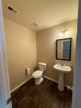 $2,150 | 906 Taylor Ridge Drive, Spring, TX 77373