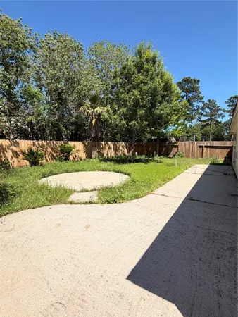 $2,050 | 906 Taylor Ridge Drive, Spring, TX 77373