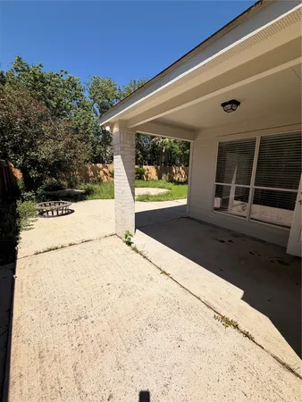 $2,050 | 906 Taylor Ridge Drive, Spring, TX 77373