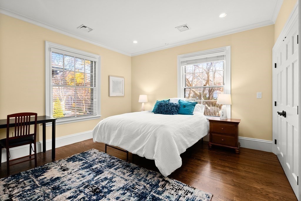 146 Naples Road Brookline, MA 02446 - Photo 22 of 29