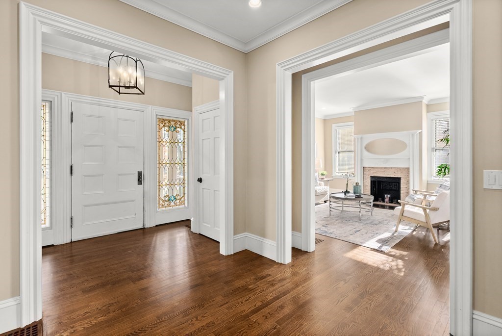 146 Naples Road Brookline, MA 02446 - Photo 5 of 29