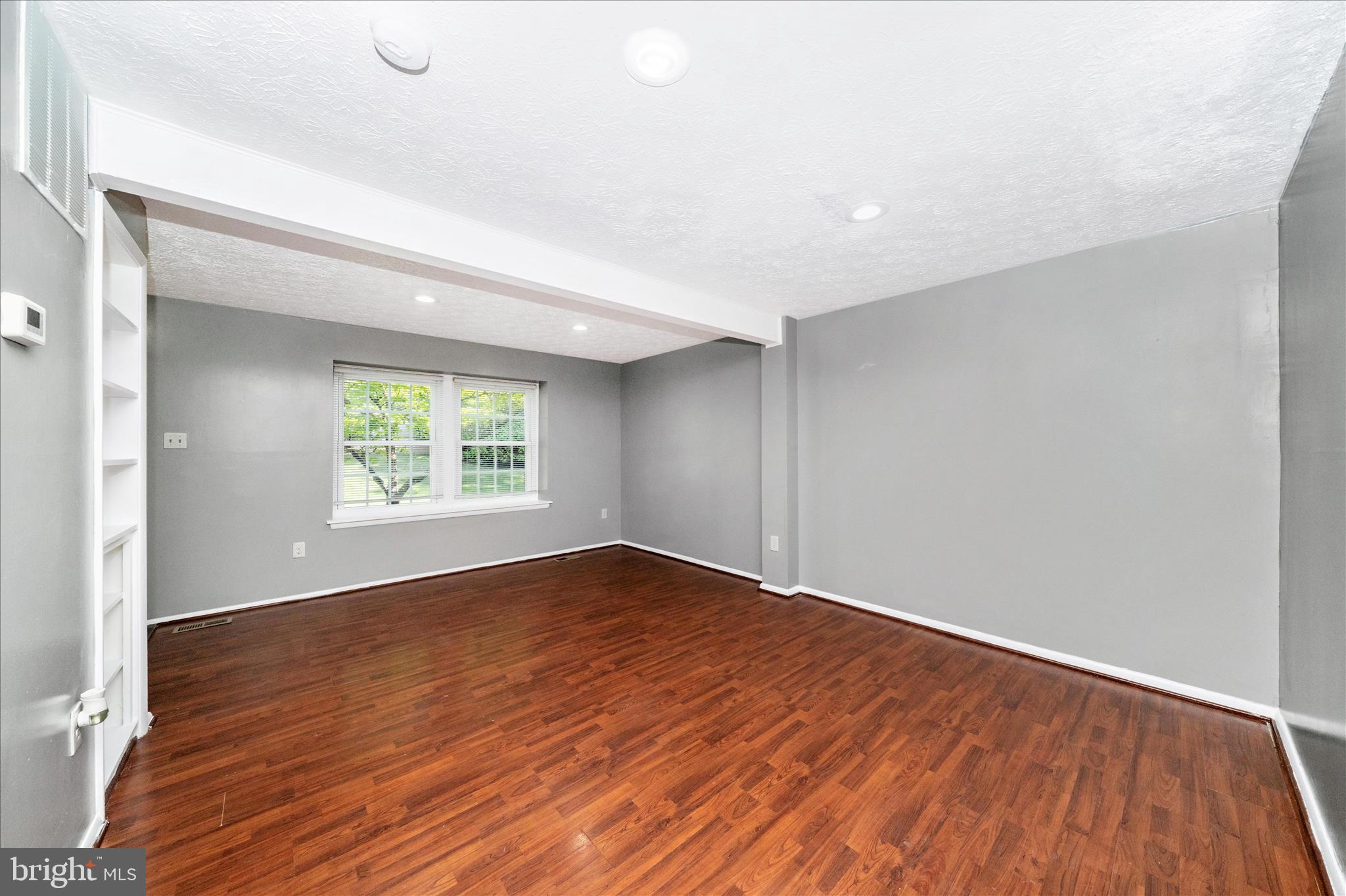 3749 Castle Terrace, Unit 12114 Silver Spring, MD 20904 - Photo 7 of 51 Living Room
