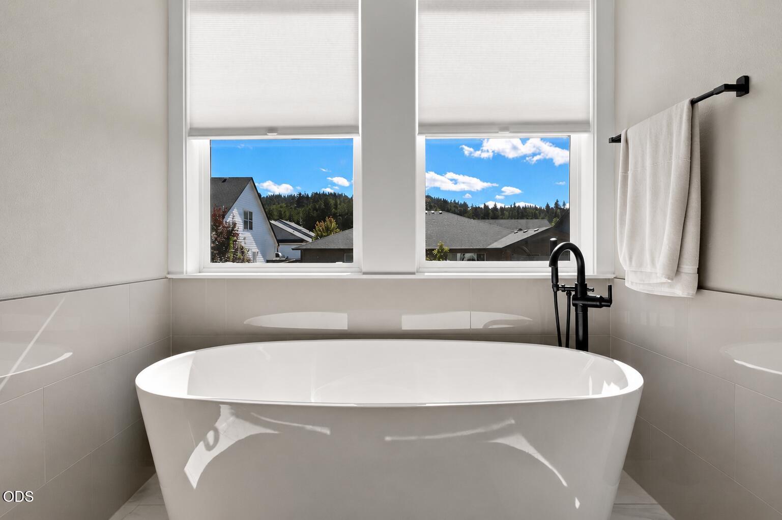 810 Ike Mooney Road Northeast Silverton, OR 97381 - Photo 16 of 31 Gallery Image 16