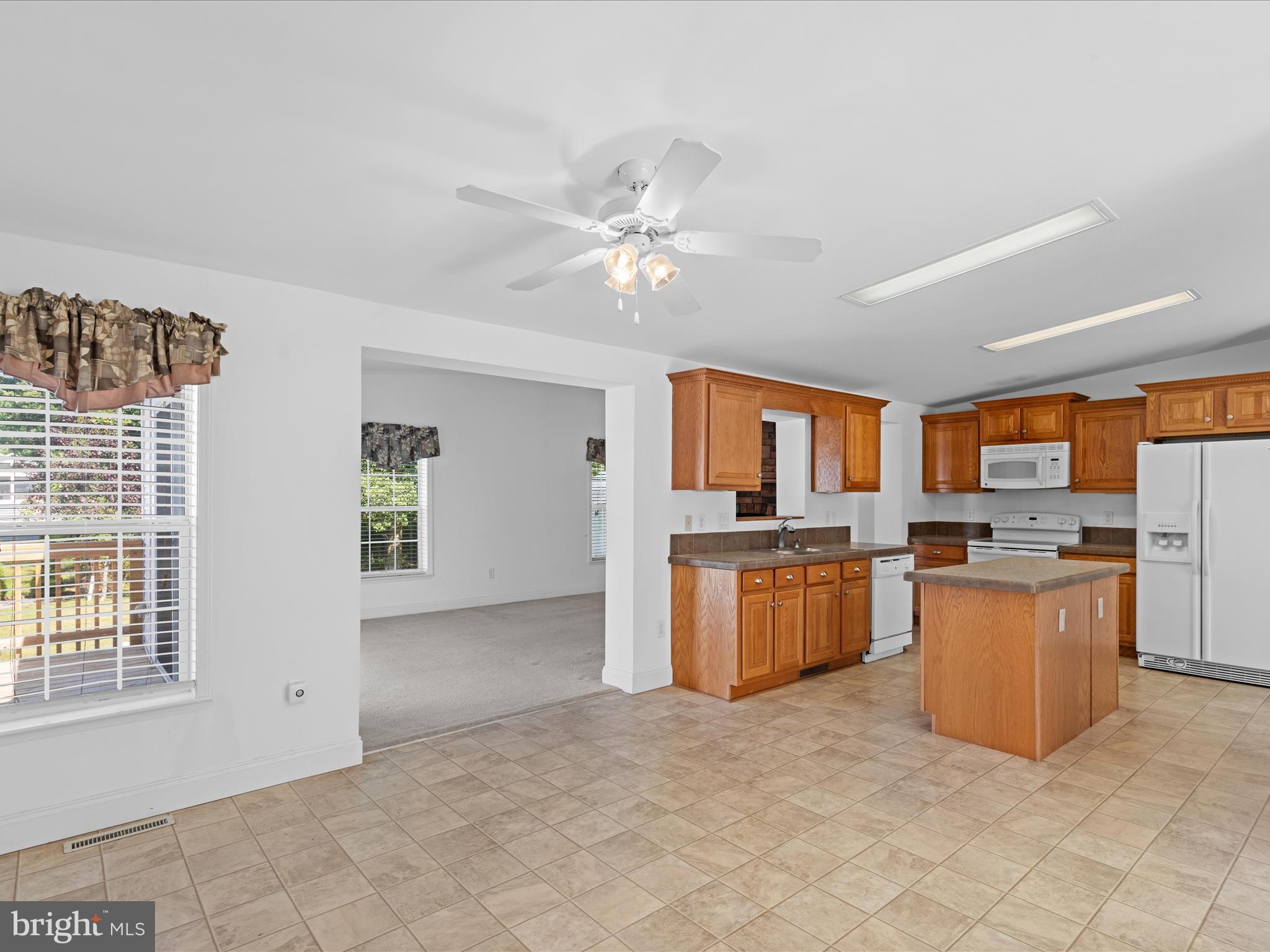 37531 Bonnie Street Ocean View, DE 19970 - Photo 22 of 62 Dining area off of kitchen