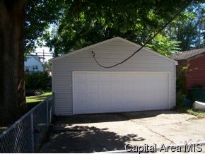 2108 South Spring Street Springfield, IL 62704 - Photo 3 of 9