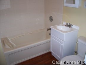 2108 South Spring Street Springfield, IL 62704 - Photo 8 of 9