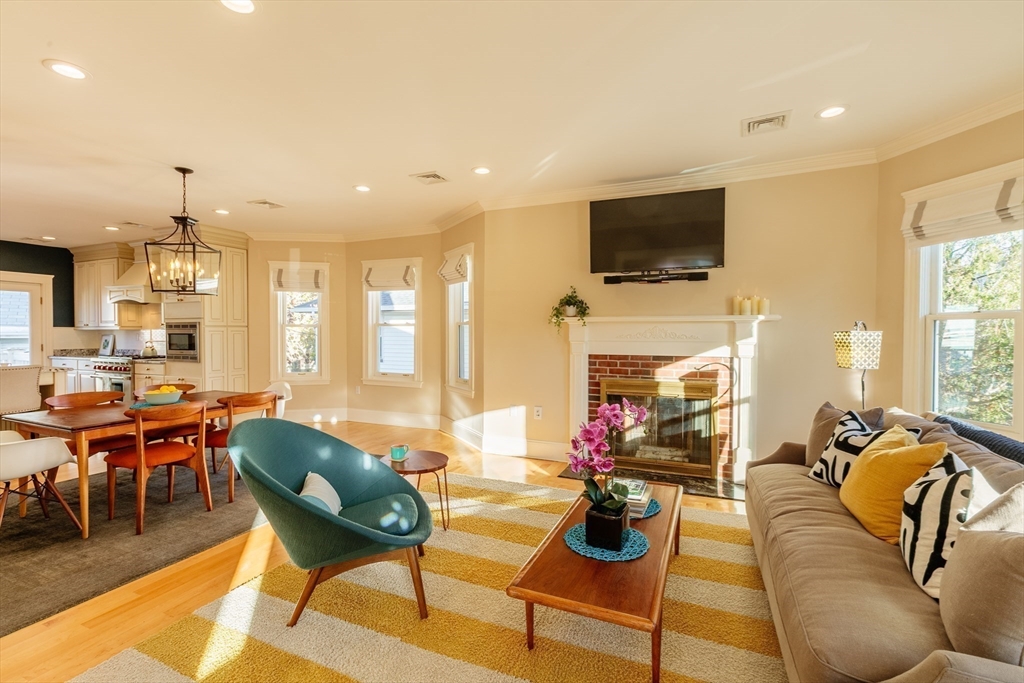 893 Broadway, Unit 2 Somerville, MA 02144 - Photo 16 of 40