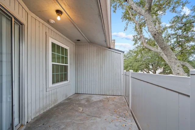 $1,400 | 10733 Braes Bend Drive, Unit 10733, Houston, TX 77071