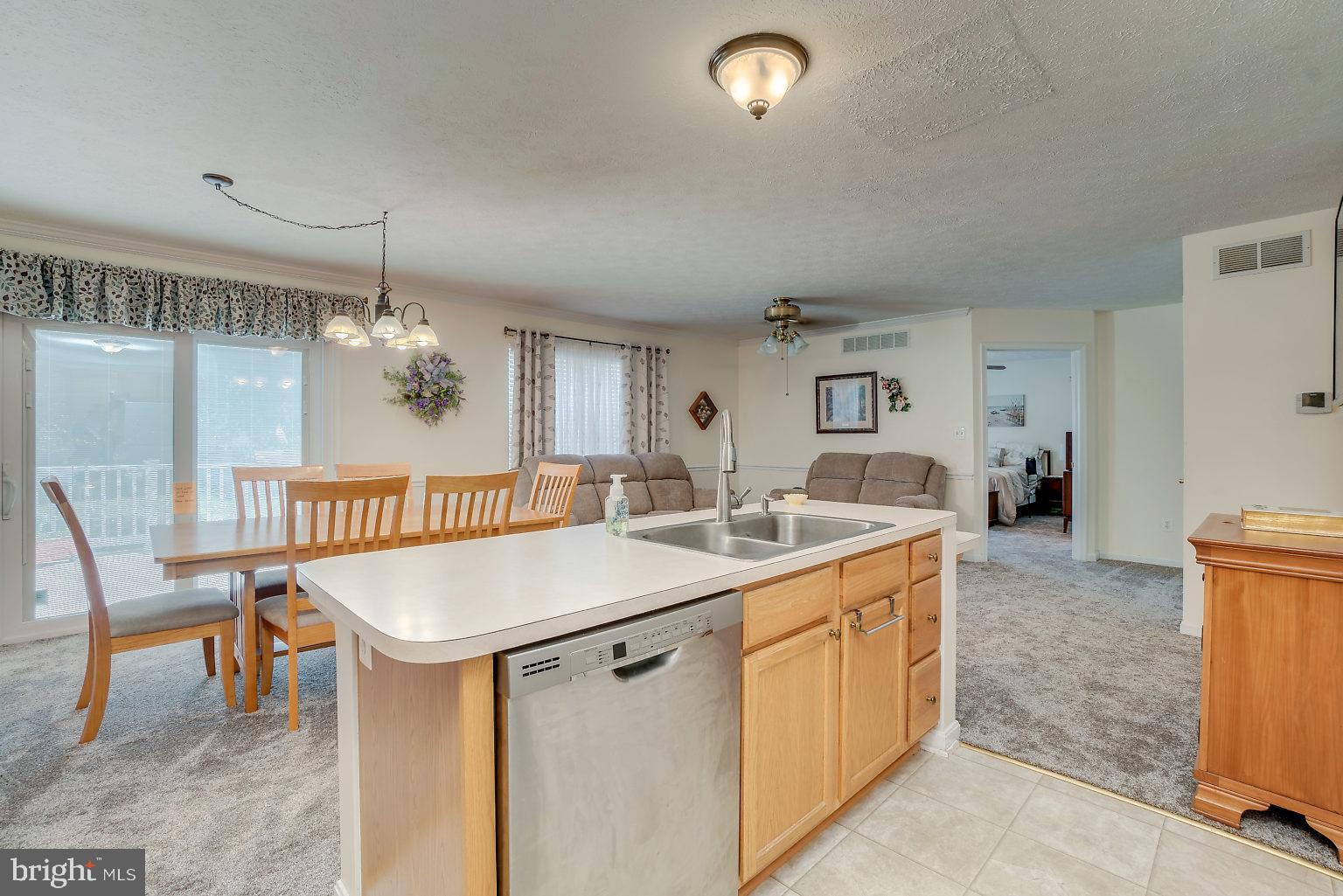4600 Sandwood Road Baltimore, MD 21219 - Photo 37 of 37 Open floor plan