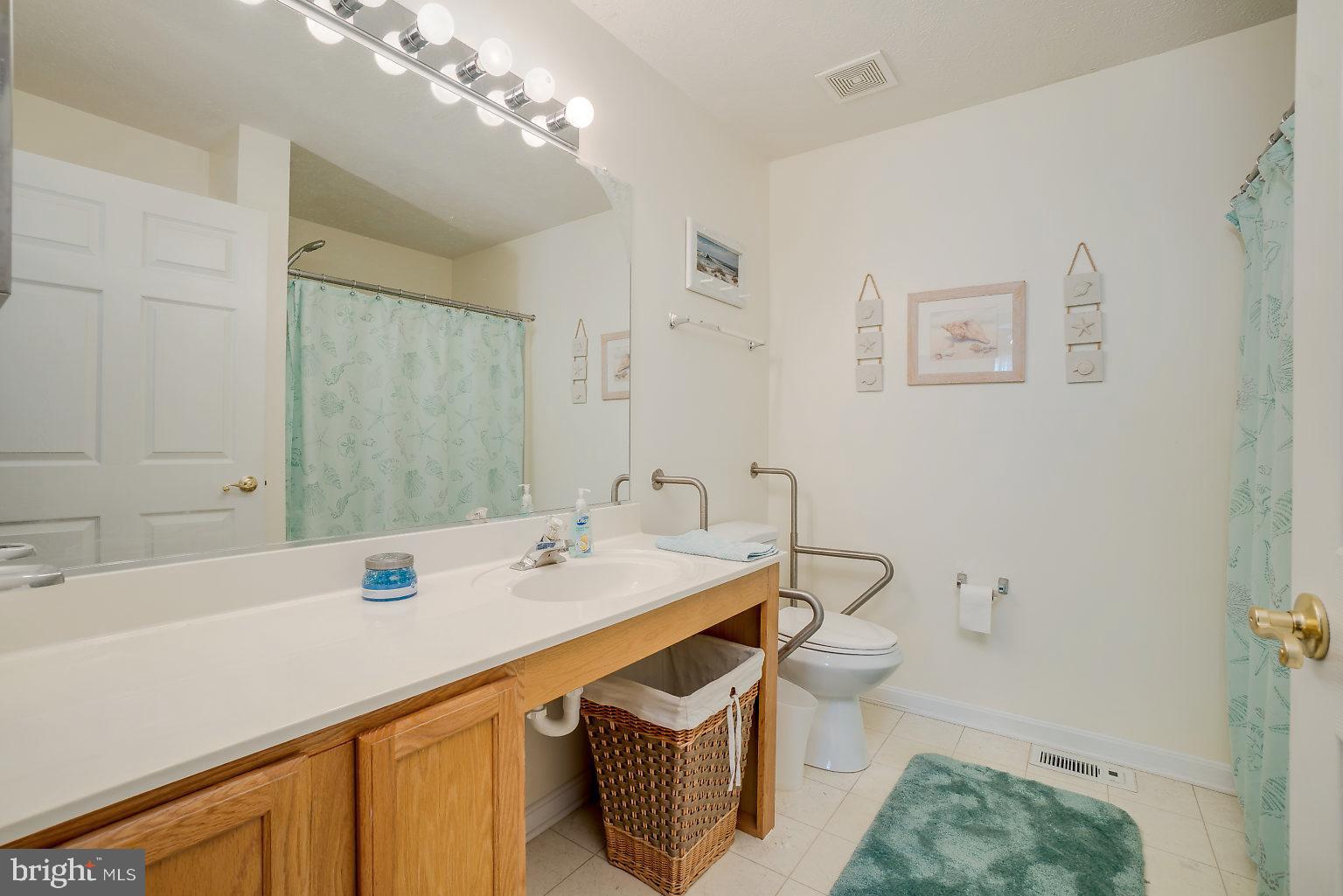 4600 Sandwood Road Baltimore, MD 21219 - Photo 22 of 37 Primary bath with handicap accessibility