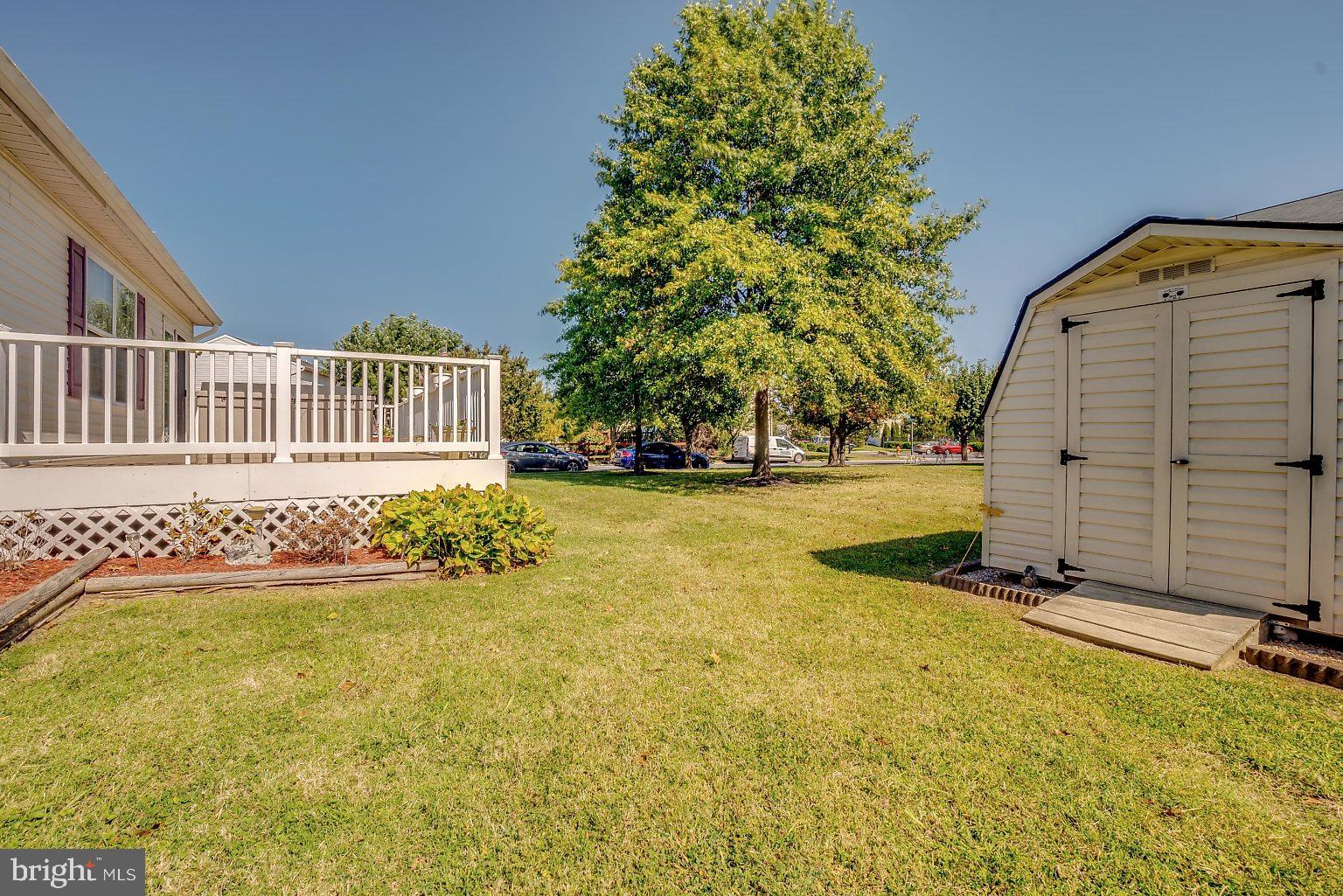 4600 Sandwood Road Baltimore, MD 21219 - Photo 5 of 37 deck/shed