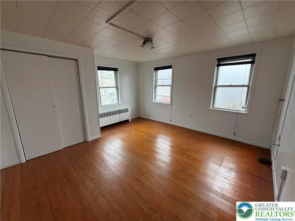 $1,895 | 27 West Allen Street, Allentown, PA 18102