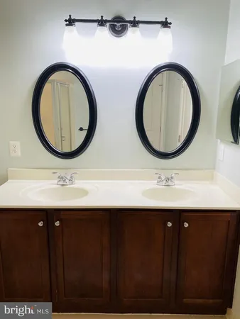 $2,650 | 7901 Crescent Park Drive, Gainesville, VA 20155