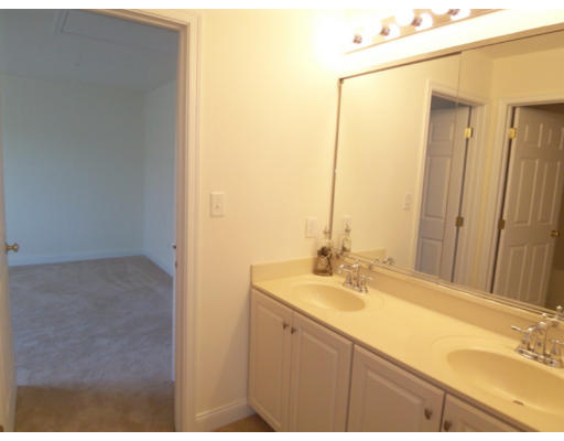 27 Whitehall Way Bellingham, MA 02019 - Photo 21 of 26 Gallery Image 21