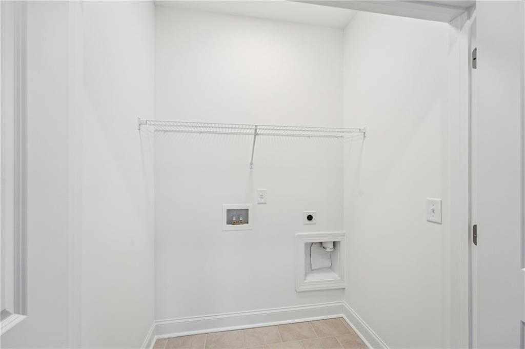 621 Silva Street, Unit 124 Cumming, GA 30040 - Photo 32 of 50