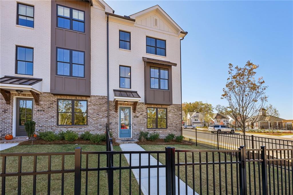 621 Silva Street, Unit 124 Cumming, GA 30040 - Photo 5 of 50