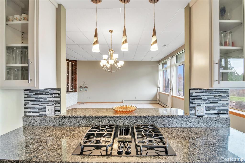4211 Crandall Road Howell, MI 48855 - Photo 7 of 42