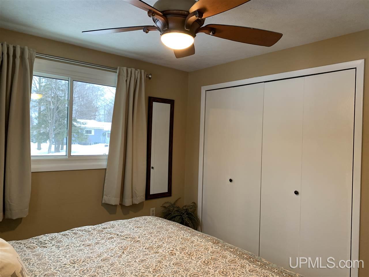615 5th Street Lanse, MI 49946 - Photo 15 of 27