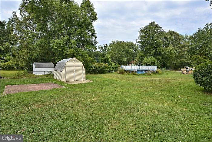 103 Claiborne Road Edgewater, MD 21037 - Photo 26 of 27 Exterior (Rear)