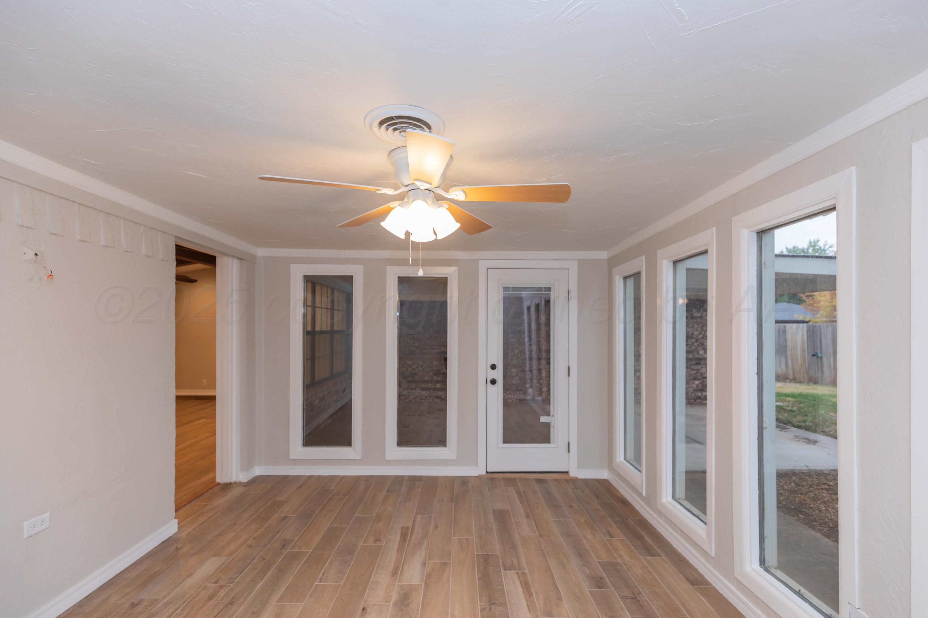 6604 Falcon Road Amarillo, TX 79109 - Photo 16 of 16 DEN VIEW 3