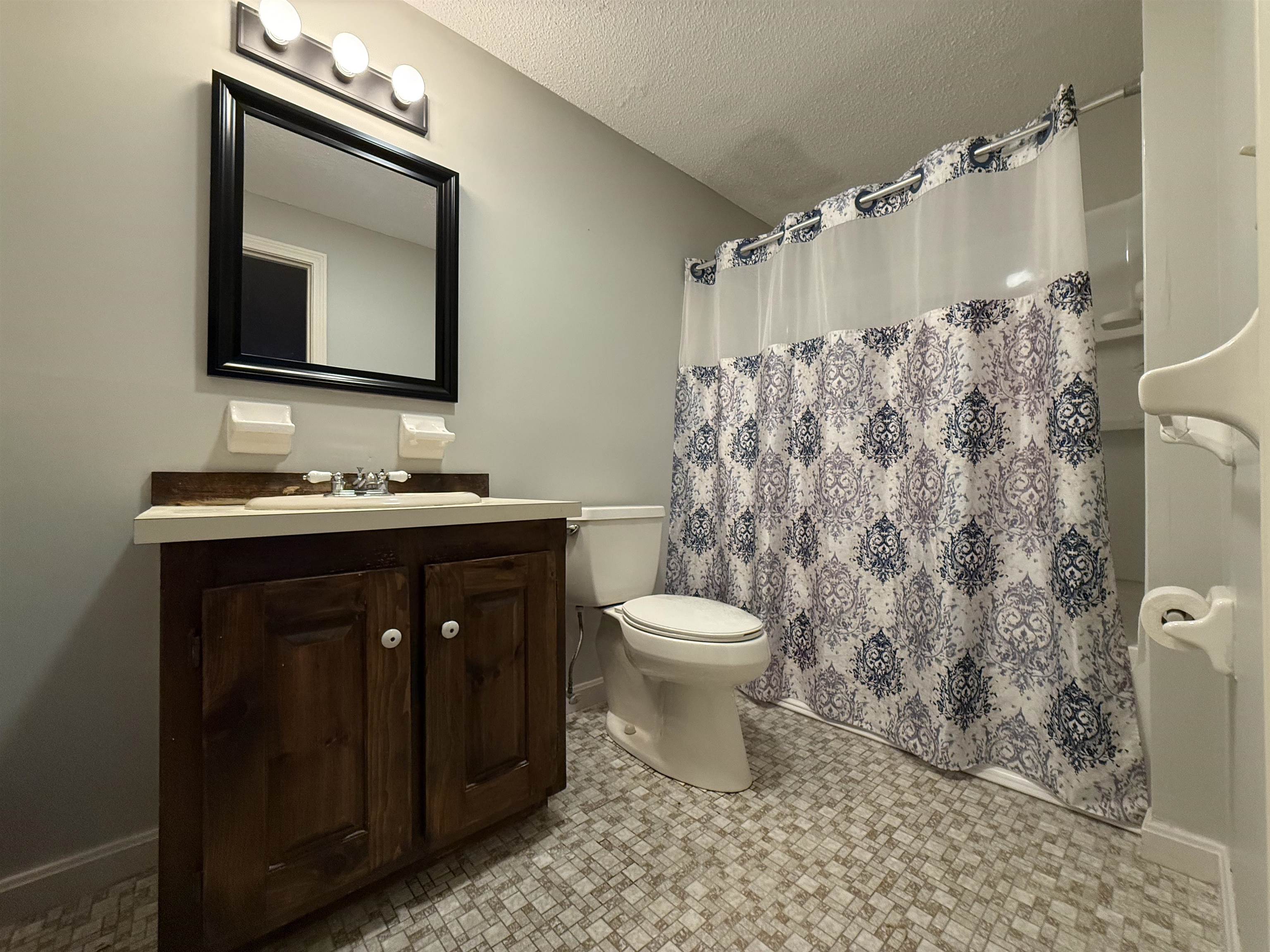 199 Cannongate III Road Nashua, NH 03063 - Photo 20 of 36 Gallery Image 20