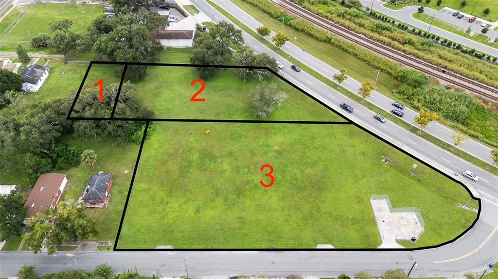 Kathleen Road Lakeland, FL 33815 - Photo 3 of 29 a view of swimming pool from a balcony