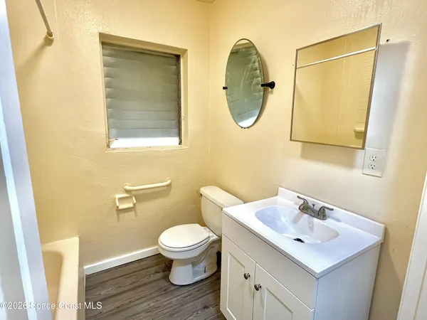 $2,400 | 316 East Strawbridge Avenue, Melbourne, FL 32901