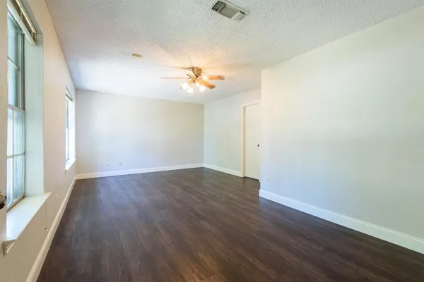 $2,495 | 1915 Wendy Street, Irving, TX 75060