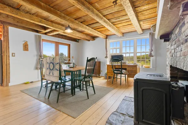 $895,000 | 32 Fox Meade Lane, Searsmont, ME 04973