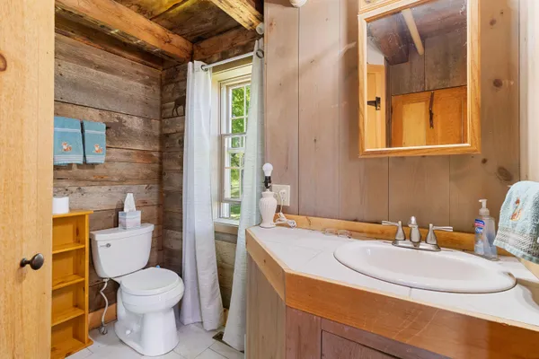 $895,000 | 32 Fox Meade Lane, Searsmont, ME 04973