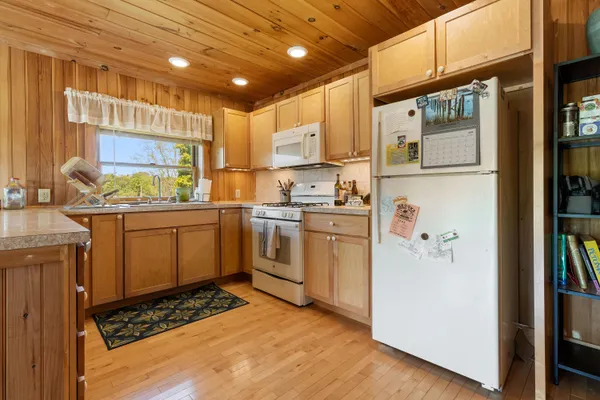 $895,000 | 32 Fox Meade Lane, Searsmont, ME 04973