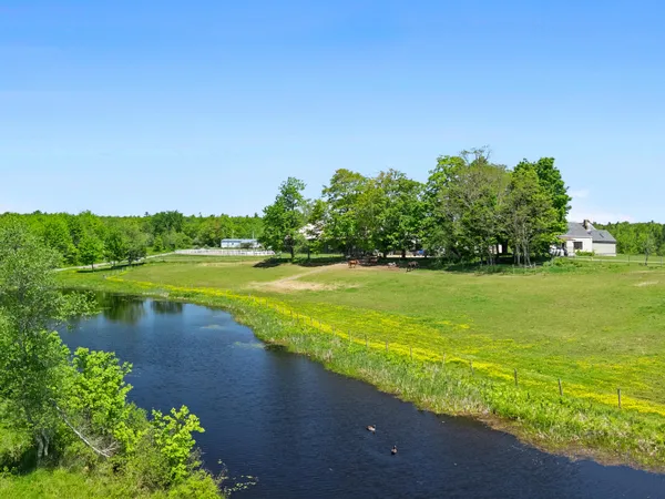 $895,000 | 32 Fox Meade Lane, Searsmont, ME 04973