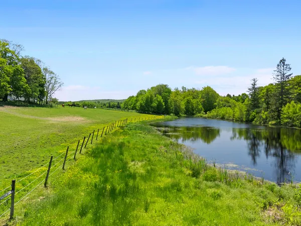 $895,000 | 32 Fox Meade Lane, Searsmont, ME 04973