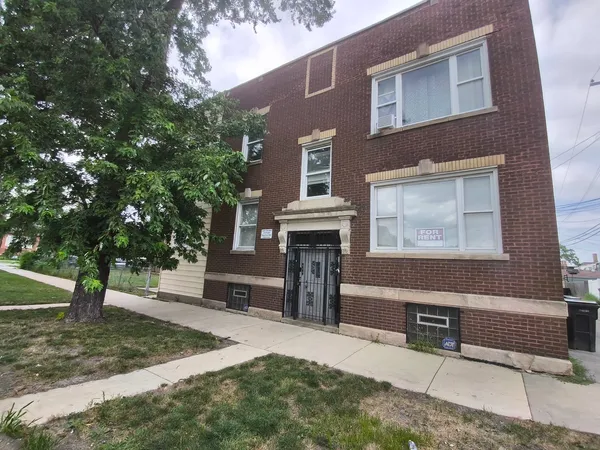 $1,550 | 2542 West 64th Street, Unit 1, Chicago, IL 60629