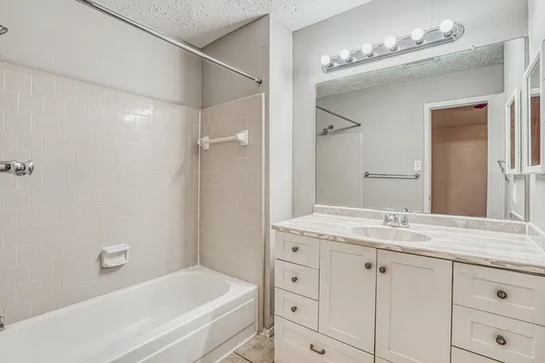 $1,815 | 7010 Foxmont Lane, Humble, TX 77338