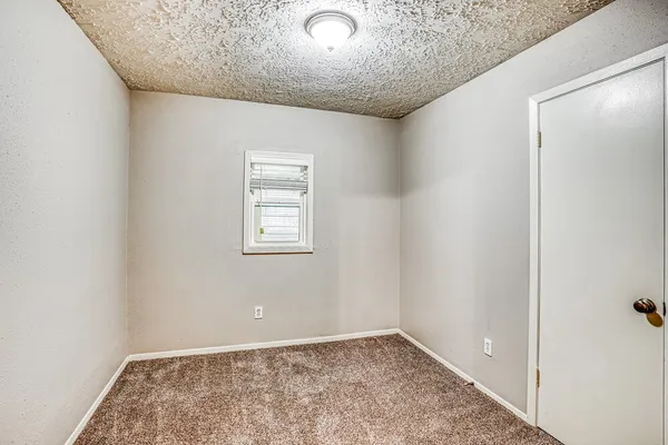 $1,815 | 7010 Foxmont Lane, Humble, TX 77338