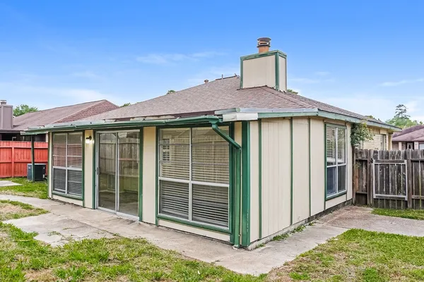 $1,815 | 7010 Foxmont Lane, Humble, TX 77338