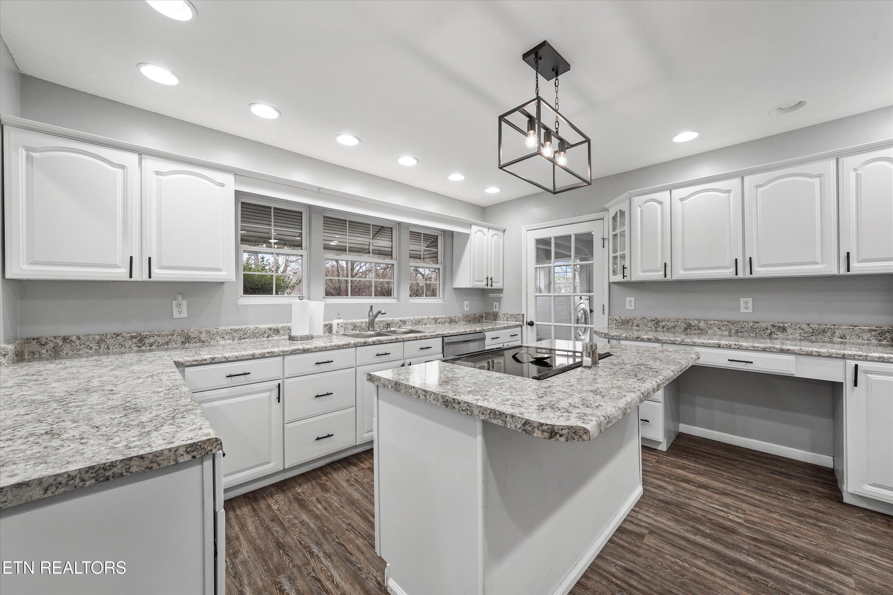 1000 Washington Avenue Etowah, TN 37331 - Photo 22 of 47 21-1000 Washington Ave 13