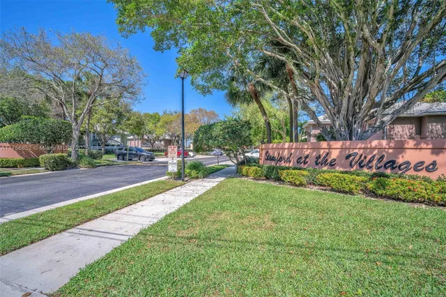 $335,000 | 1947 Stratford Way, West Palm Beach, FL 33409