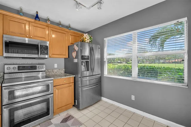 $335,000 | 1947 Stratford Way, West Palm Beach, FL 33409